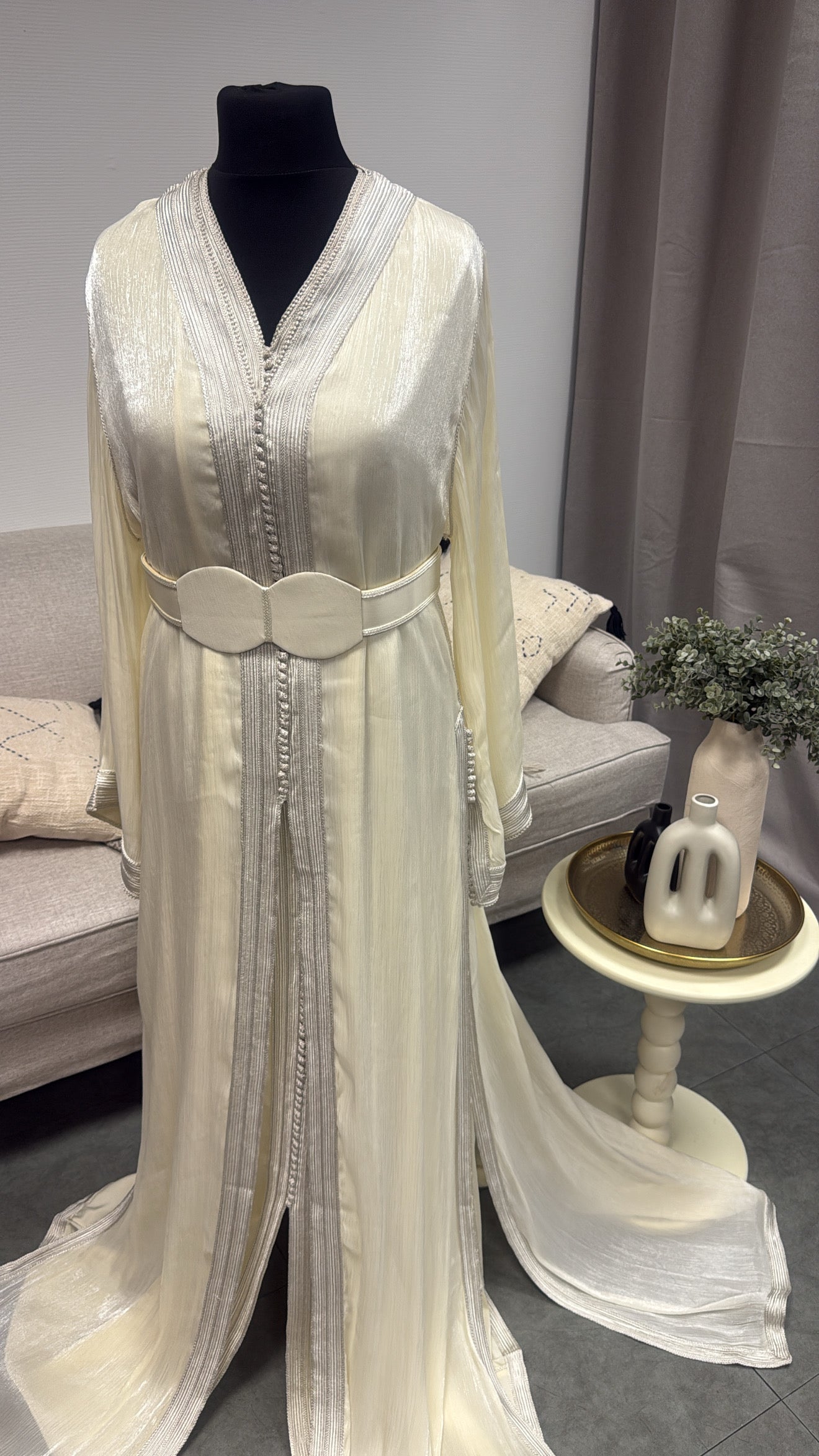 Tekchita Organza Creme